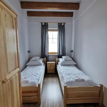 Apartment Stajnia Ojcowizna *